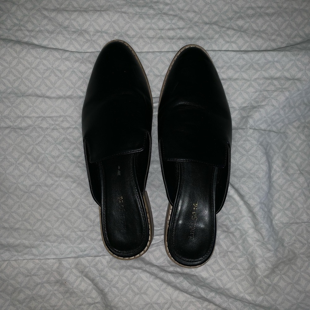 Black Mules | Indigo Rd.